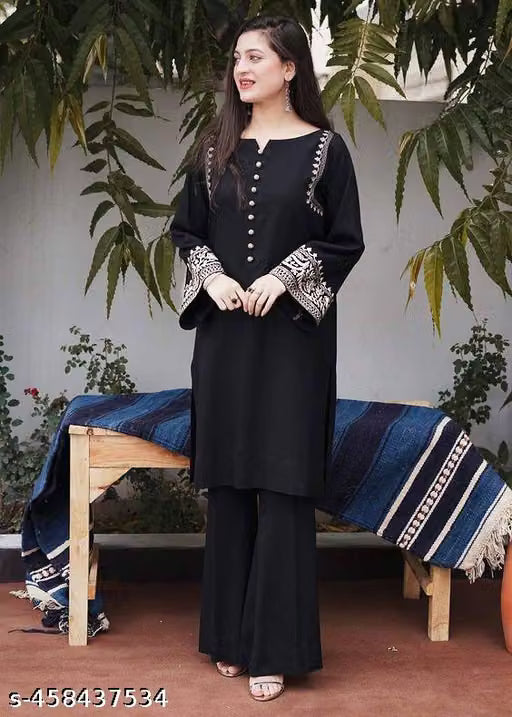 Evozana Pakistani suit , Embroidery work kurta set