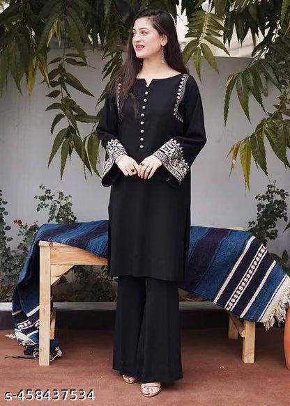 Evozana Pakistani suit , Embroidery work kurta set